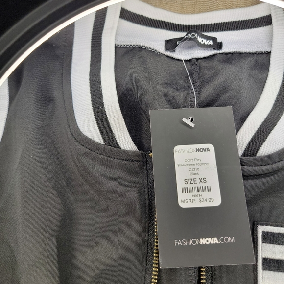 BLACK FASHION NOVA ROMPER - Picture 2 of 3